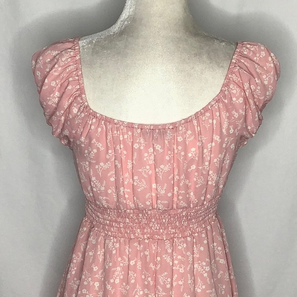 Love Tree Smocked Milkmaid Ditsy Floral Dress Size S - Picture 5 of 14